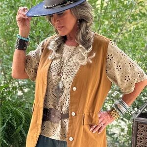 Jaded gypsy harvest winds vest